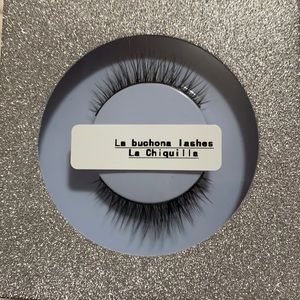La buchona lashes (la Chiquilla)